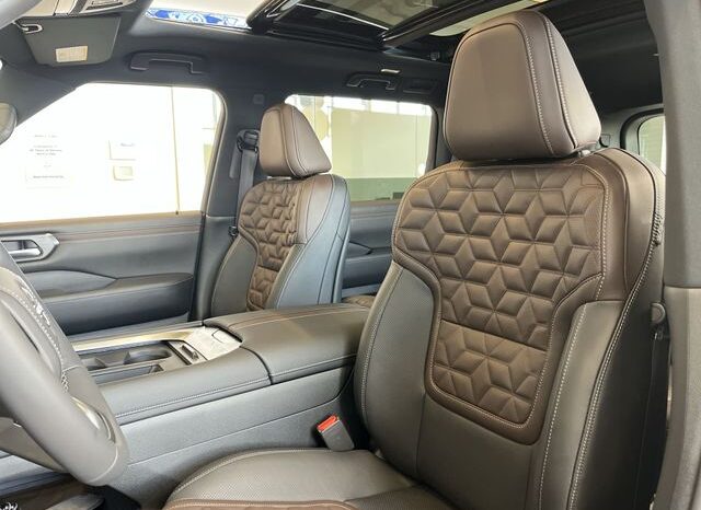 
 Nissan Armada full									