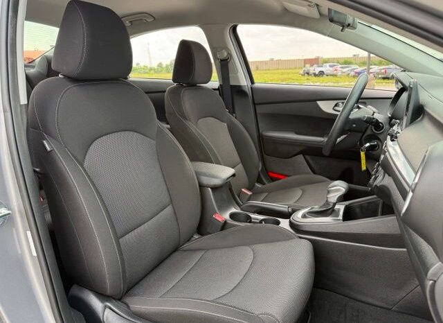 
 Kia Forte full									
