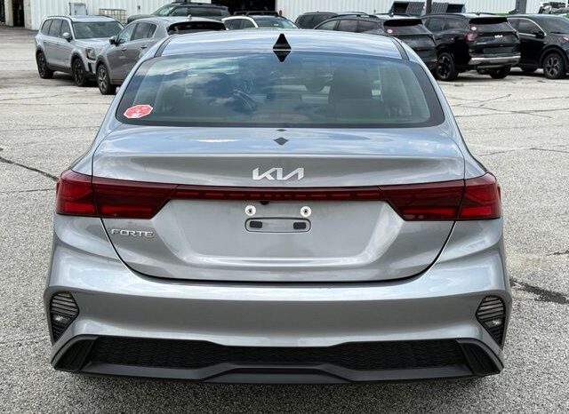 
 Kia Forte full									