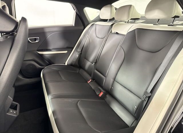 
 Kia K4 full									