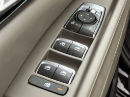 Kia Carnival full
