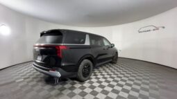 Kia Carnival full