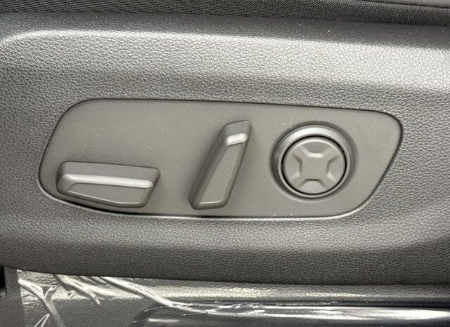 
 Kia Carnival Hybrid full									