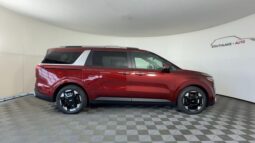 Kia Carnival full