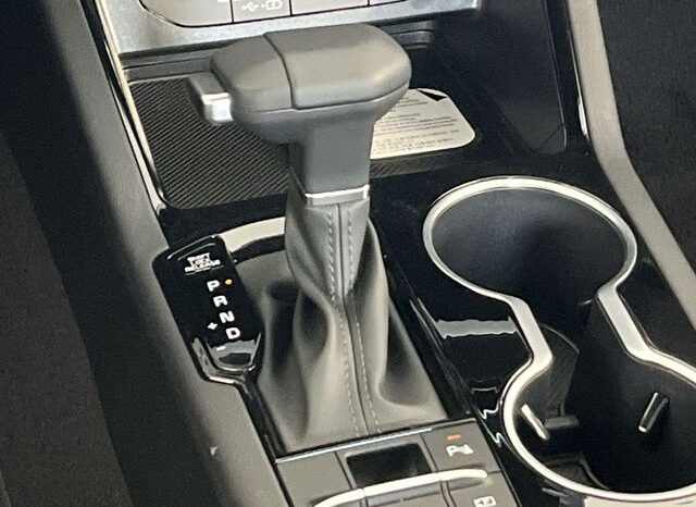 
 Kia K5 full									