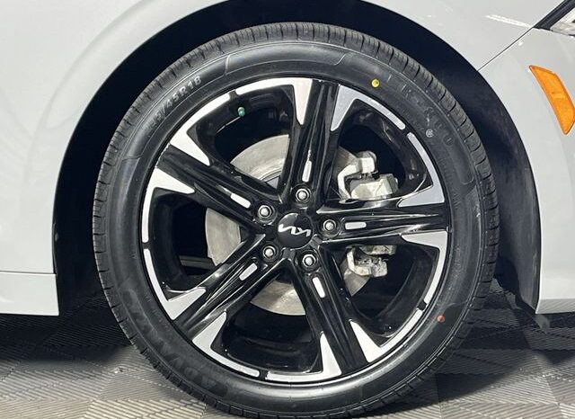 
 Kia K5 full									