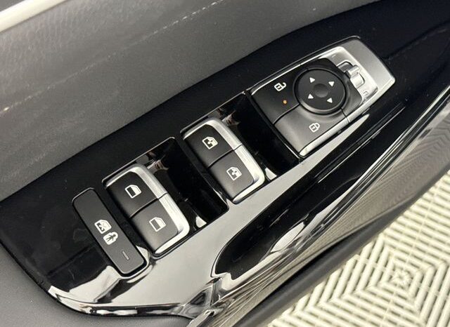 
 Kia K5 full									