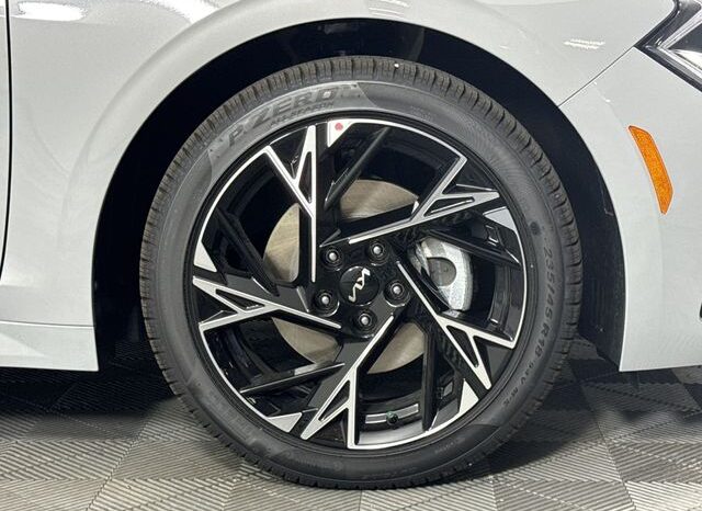 
 Kia K5 full									