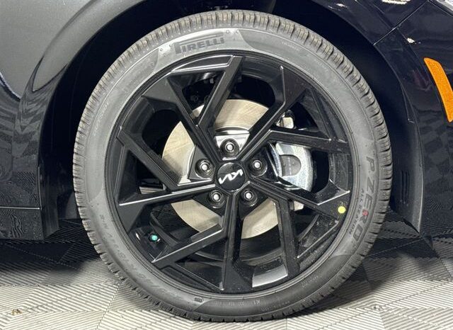 
 Kia K5 full									