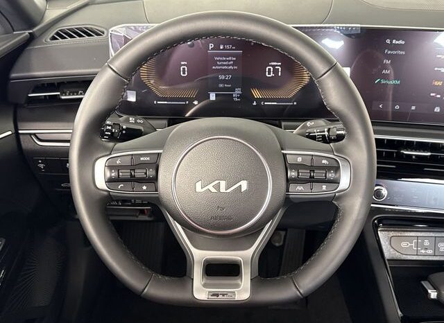 
 Kia K5 full									