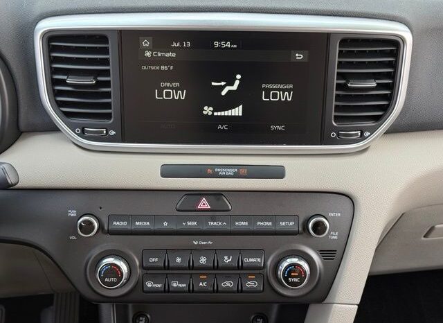 
 Kia Sportage full									