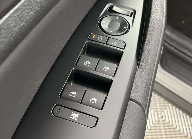 
 Kia Sportage full									