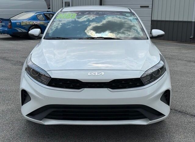 
 Kia Forte full									