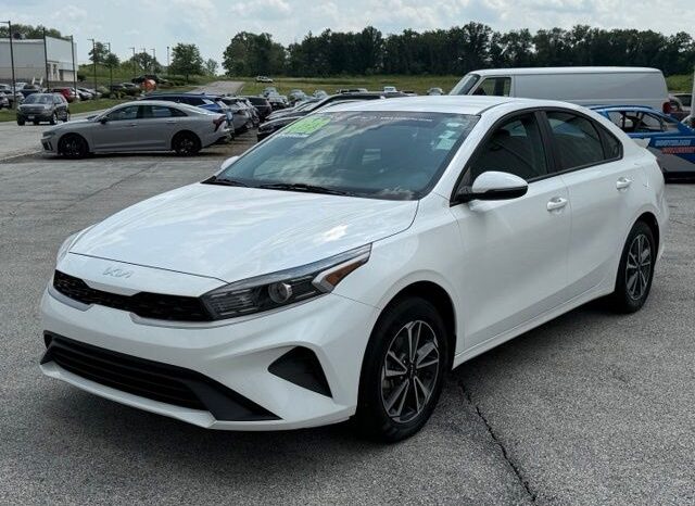 
 Kia Forte full									