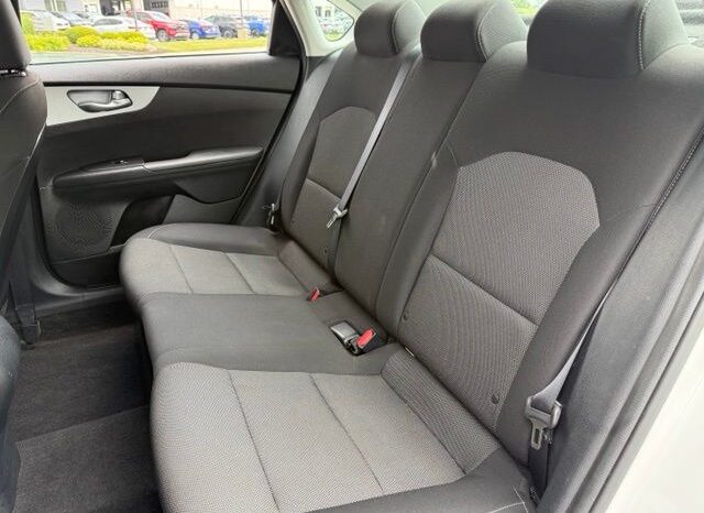 
 Kia Forte full									