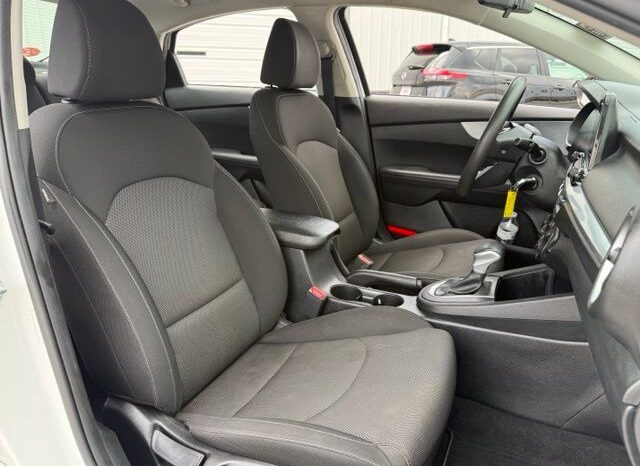 
 Kia Forte full									