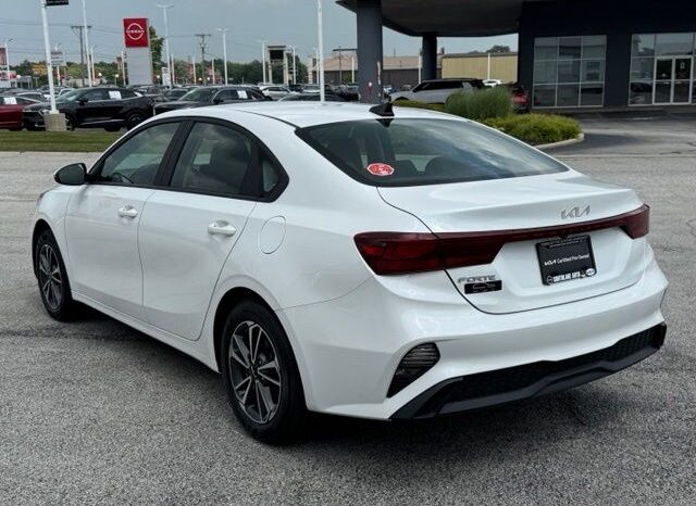 
 Kia Forte full									