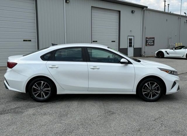 
 Kia Forte full									