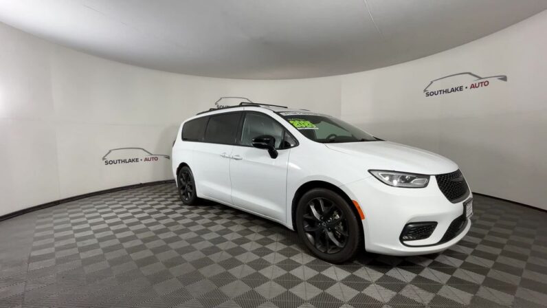 Chrysler Pacifica