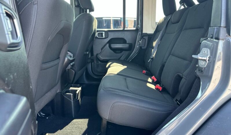 
 Jeep Wrangler full									