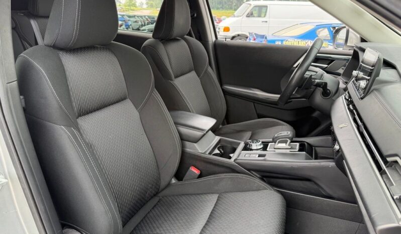
 Mitsubishi Outlander full									
