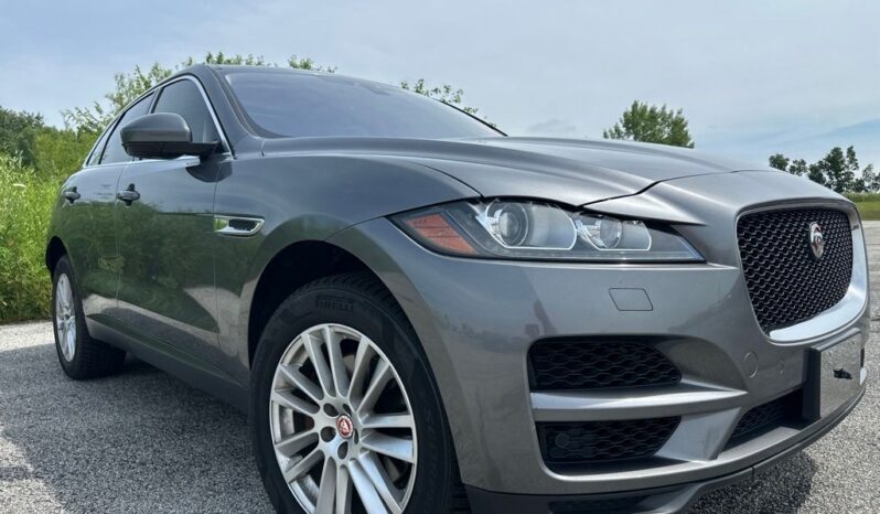 
 Jaguar F-PACE full									