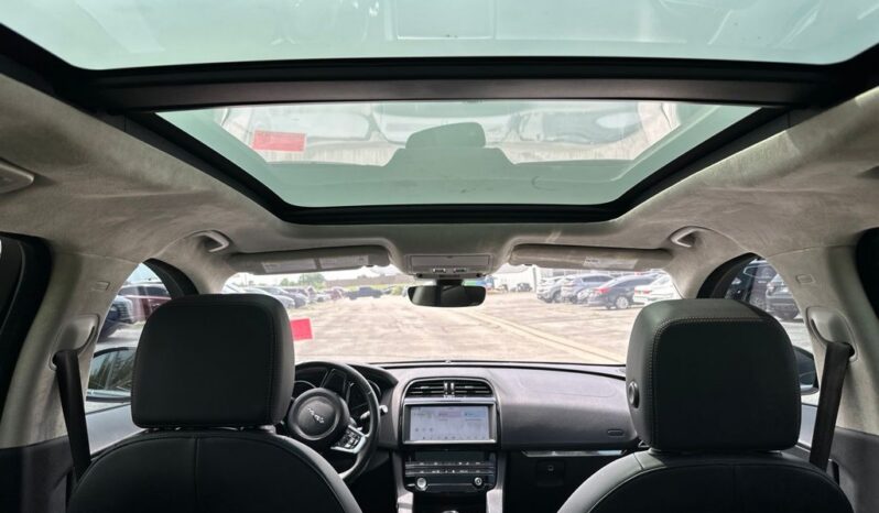 
 Jaguar F-PACE full									