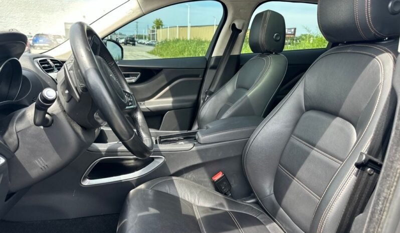 
 Jaguar F-PACE full									