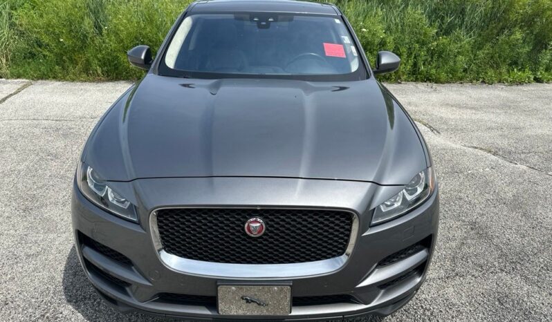 
 Jaguar F-PACE full									