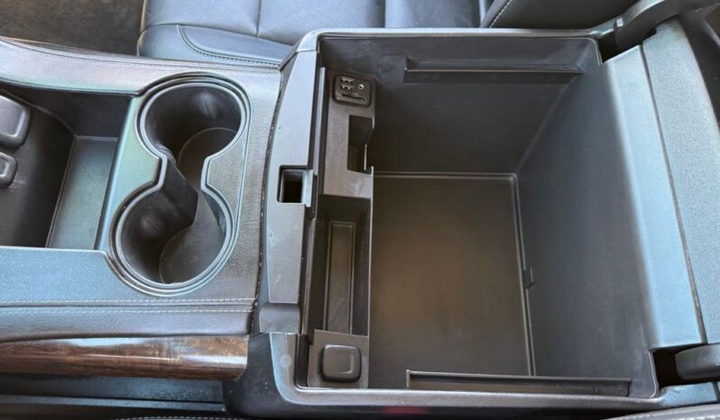 
 Chevrolet Suburban full									