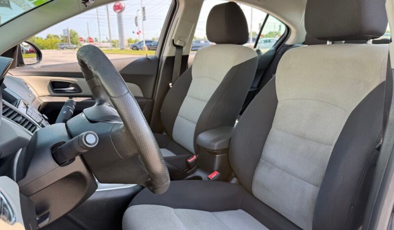 
 Chevrolet Cruze full									