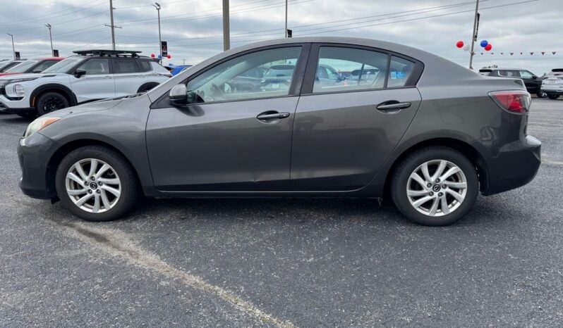 
 Mazda Mazda3 full									