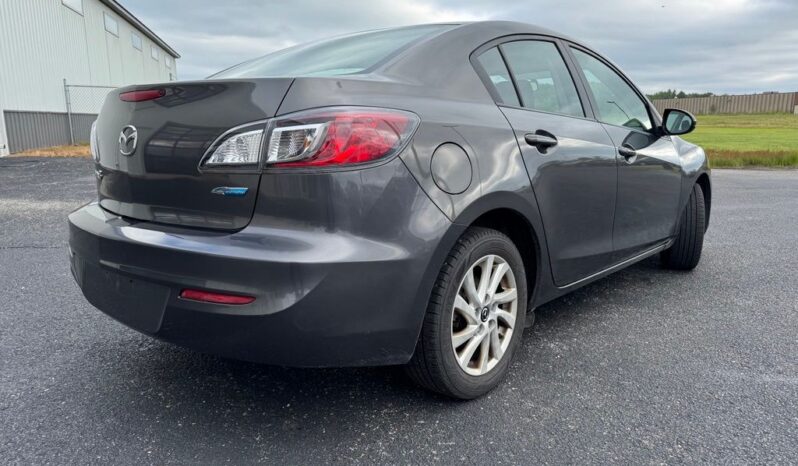 
 Mazda Mazda3 full									