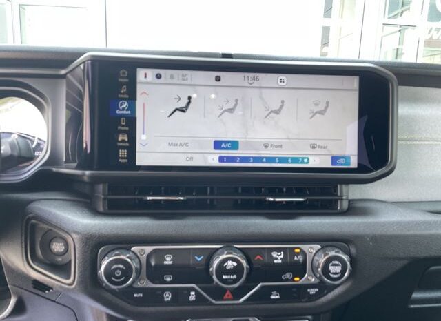 
 Jeep Wrangler full									