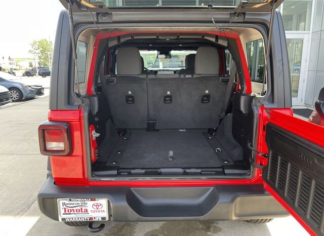 
 Jeep Wrangler full									