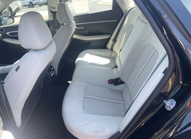 
 Hyundai Sonata Hybrid full									