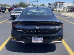 Hyundai Sonata Hybrid full