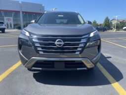 
										Nissan Rogue full									