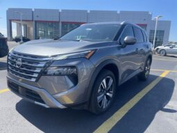 
										Nissan Rogue full									