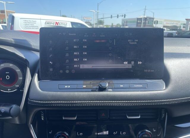 
								Nissan Rogue full									