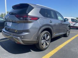 
										Nissan Rogue full									