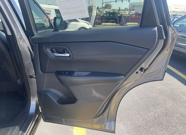 
								Nissan Rogue full									