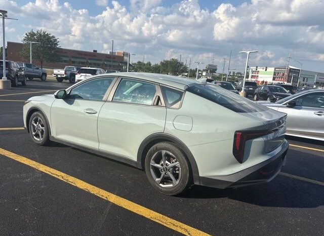 
 Kia K4 full									