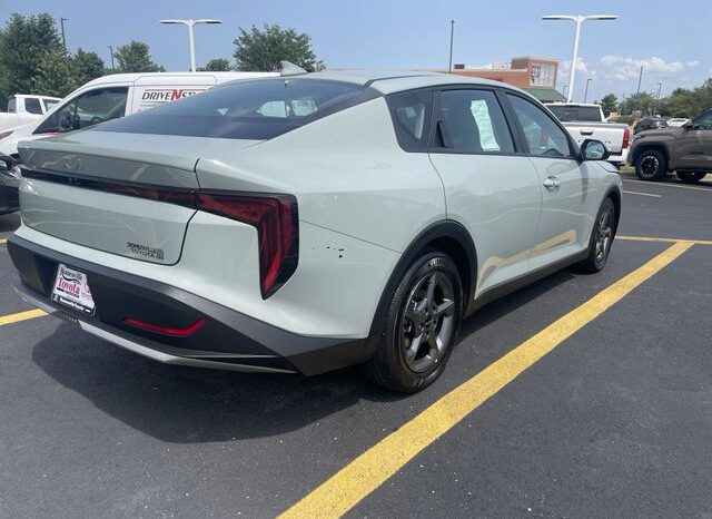 
 Kia K4 full									