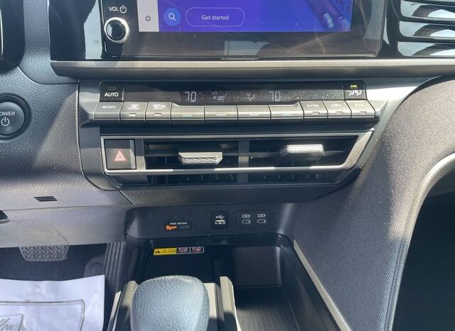 
 Toyota Camry full									