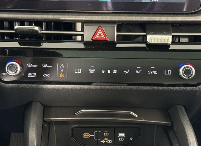 
 Kia Sportage Hybrid full									