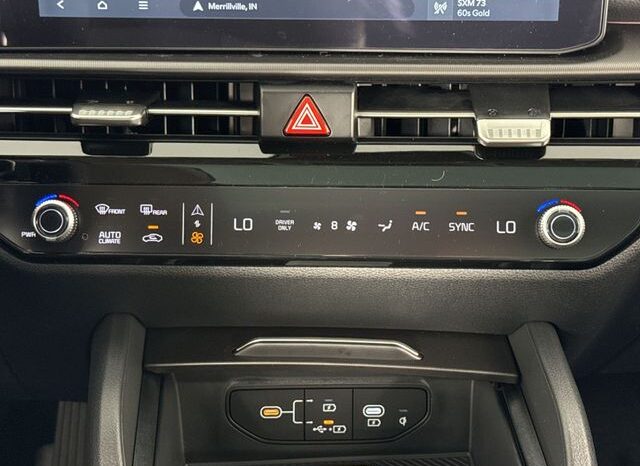 
 Kia Sportage Hybrid full									