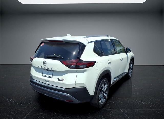 
 Nissan Rogue full									