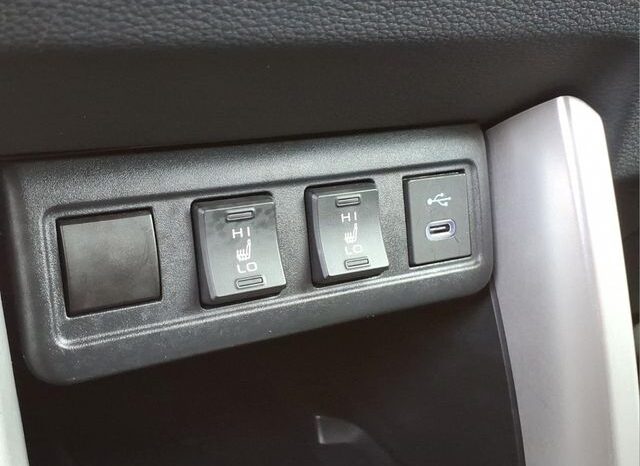 
 Toyota Corolla Cross full									
