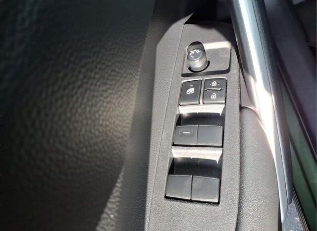 
 Toyota Corolla Cross full									